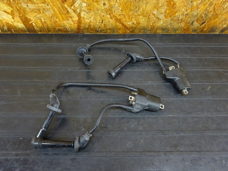 【260313】GSX250S(GJ76A-103)◇ イグニッションコイル プラグキャップ プラグコード 【刀 カタナ | 中古バイクパーツ通販・買取　ジャンクヤード鳥取　JunkYard