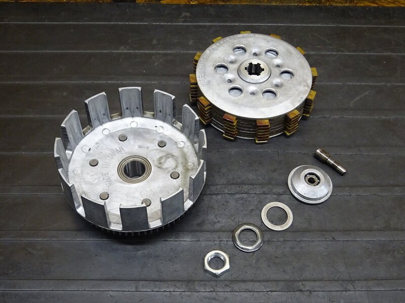 【260322】KDX125SR(DX125A-022)◆ クラッチ クラッチハウジング インナー/アウターハウジング ※エンジンパーツ 【検索：200 220 250 | 中古バイクパーツ通販・買取　ジャンクヤード鳥取　JunkYard